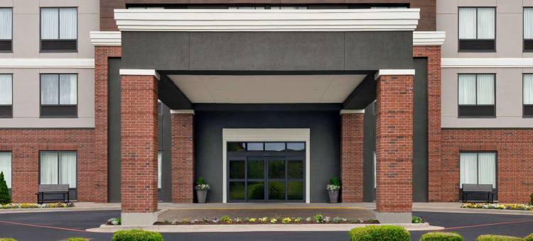 斯普林菲尔德机场广场拉昆塔温德姆套房酒店(La Quinta Inn & Suites by Wyndham Springfield Airport Plaza)图片