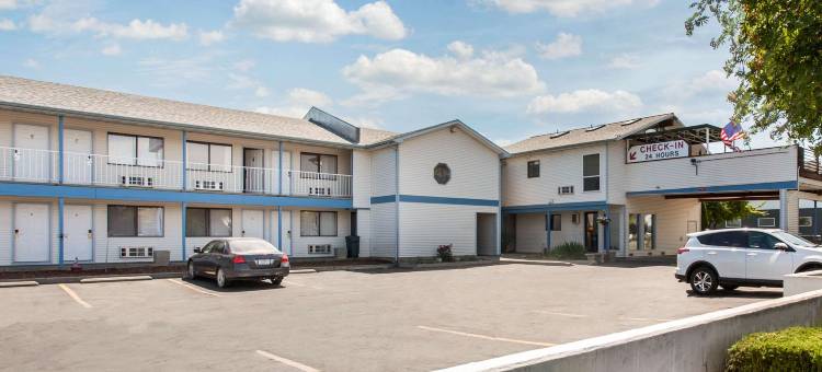 科达伦罗德威酒店(Rodeway Inn Coeur d'Alene)图片