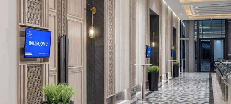 桑蒂卡皮耶米尔兰普恩酒店(Hotel Santika Premiere Lampung)图片