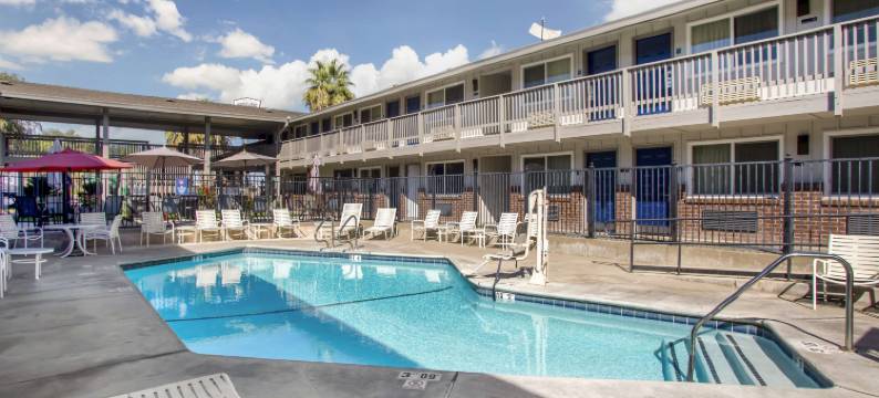 影子贝斯特韦斯特酒店(Best Western Shadow Inn)图片