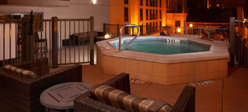 孟菲斯市中心万怡酒店(Courtyard Memphis Downtown)图片