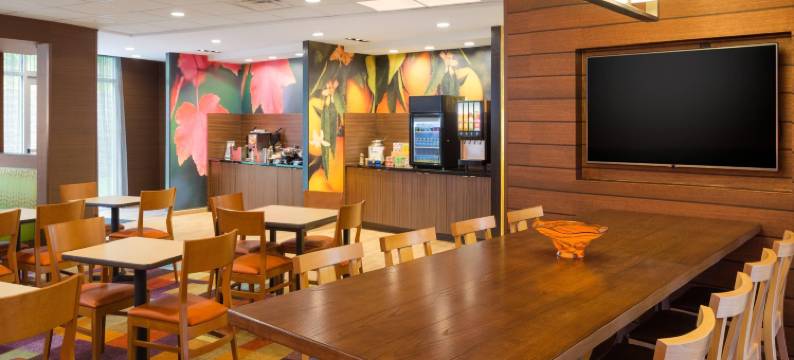 阿森斯万枫酒店及套房(Fairfield Inn & Suites Athens)图片