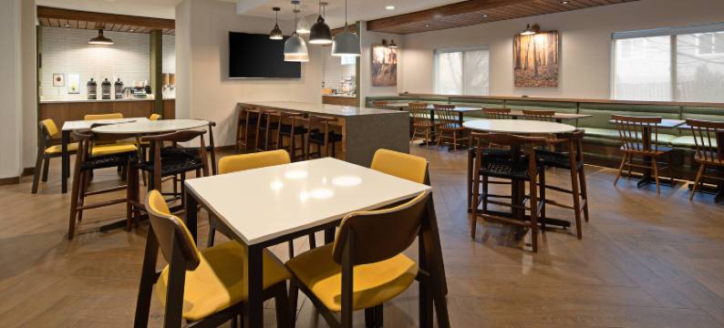 西雅图锡塔克机场万豪万枫酒店(Fairfield Inn & Suites Seattle Sea-Tac Airport)图片