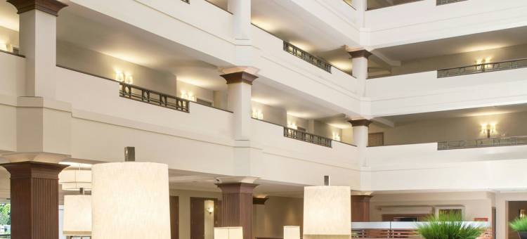 阿克伦凯霍加瀑布喜来登套房酒店(Sheraton Suites Akron Cuyahoga Falls)图片
