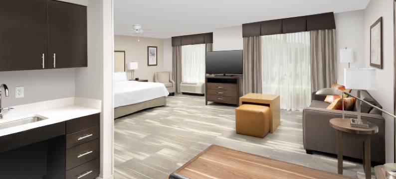 堪萨斯城赛道Homewood Suites by Hilton(Homewood Suites by Hilton Kansas City Speedway)图片