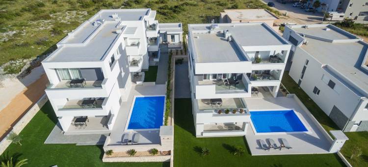 马里斯泳池别墅(Apartments & Rooms Pool Villas Maris)图片