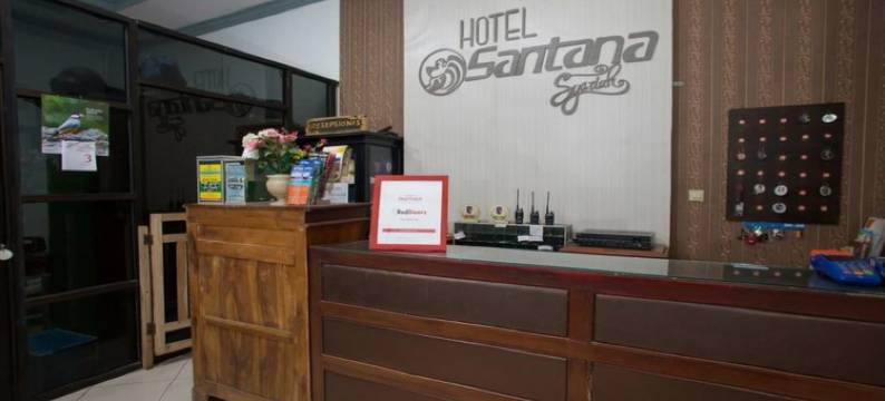 桑塔纳伊斯兰酒店(RedDoorz Syariah at Santana Stasiun Kepanjen)图片