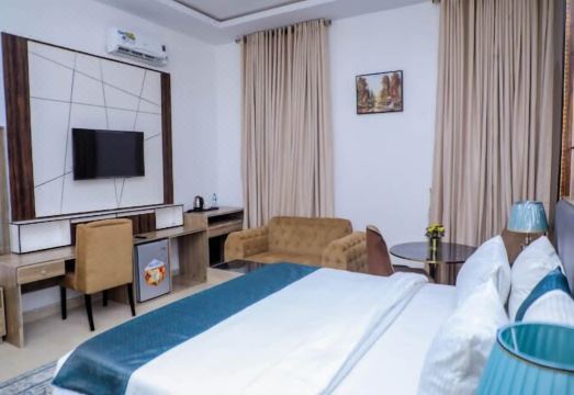 Skyview Homes Hotel Overview