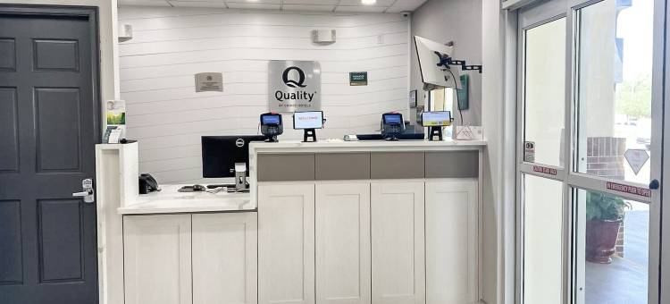 凯艺酒店-机场游艇港(Quality Inn Airport - Cruise Port)图片