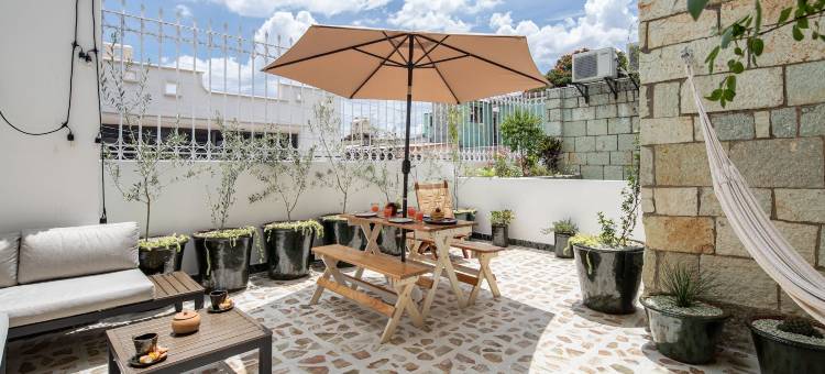 屋顶热水浴缸别墅中的三层5卧室(Rooftop Hot Tub! 3 Levels, 5Bedroom in Villa Noria)图片