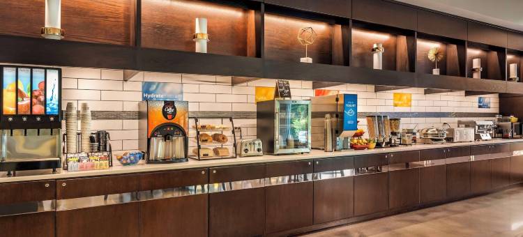 阿什维尔蓝岭山行车通道格洛酒店(GLo Best Western Asheville Tunnel Road)图片