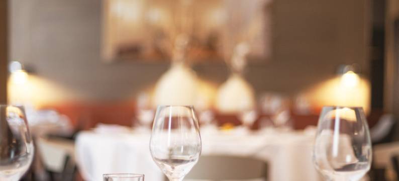 德拜恩斯圣地亚哥酒店(Debaines Hotel Santiago)图片