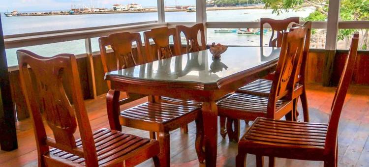 比拉菲尼希青年旅馆(Phinisi Hostel Bira)图片