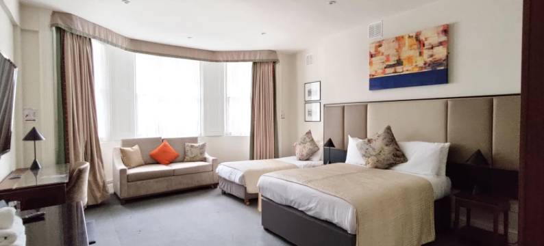 蓝铃酒店(Blue Bells Hotel)图片