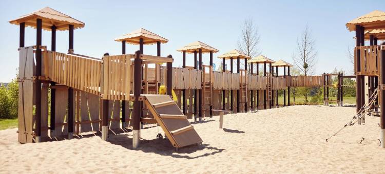 林斯托范德瓦尔克度假酒店(Van der Valk Resort Linstow)图片