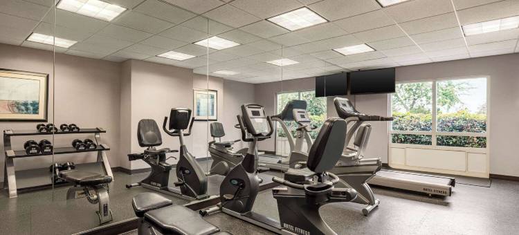 德卢斯温德姆花园度假酒店(Wyndham Garden Duluth)图片