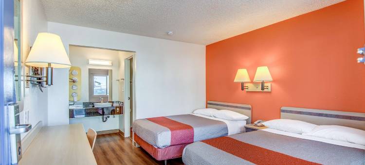 斯托克顿宪章路西6号汽车旅馆(Motel 6 Stockton, CA - Charter Way West)图片