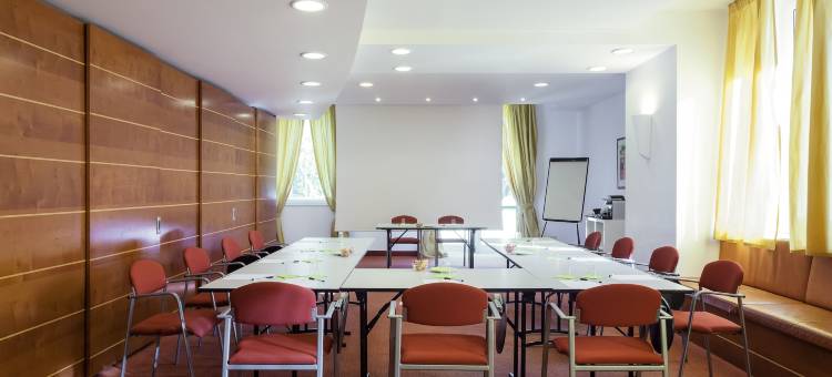 宜必思尚品巴里焦维纳佐酒店(Ibis Styles Bari Giovinazzo)图片