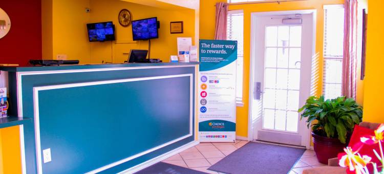 Suburban Studios 阿尔伯克基 上城(Suburban Studios Albuquerque Uptown)图片