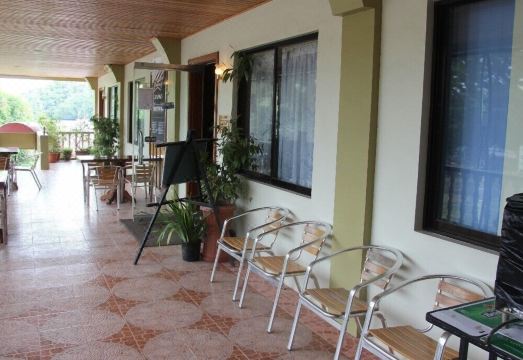 S & C Hotel Suites & Apartment Hotel Overview