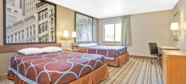 路易斯威尔机场速8酒店(Super 8 by Wyndham Louisville Airport)图片