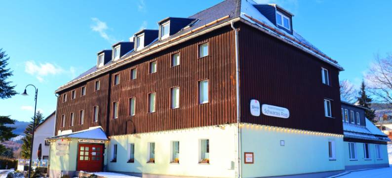 施瓦尔兹罗斯餐厅酒店(Schwarzes Ross Hotel & Restaurant Oberwiesenthal)图片