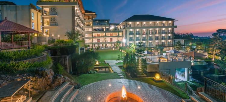 塔旺曼谷纳瓦酒店(Nava Hotel Tawangmangu)图片
