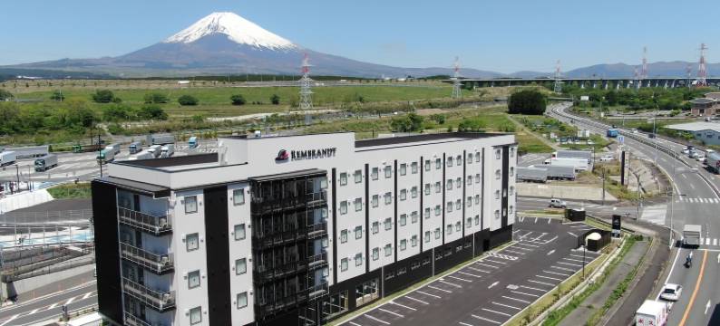 伦勃朗风格御殿场小门(Rembrandt Style Gotemba Komakado)图片