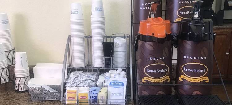 莫沃速8酒店(Super 8 by Wyndham Mahwah)图片