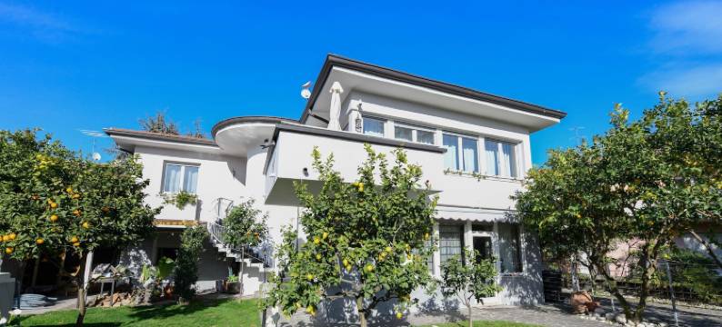 朱利亚别墅家庭旅馆(Villa Giulia Rooms & Bike)图片