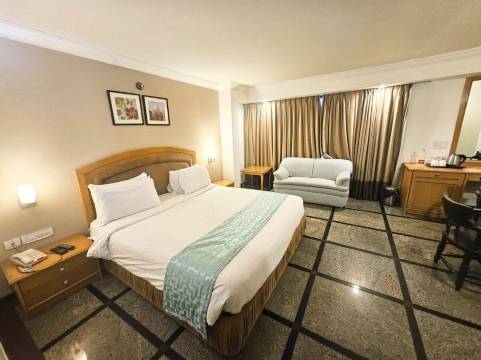 D.R 乌塔玛 内洛尔 AM 酒店精选(D.R Utthama, Nellore - am Hotel Kollection)