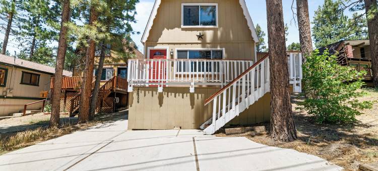 松林小屋(Cabin in the Pines)图片