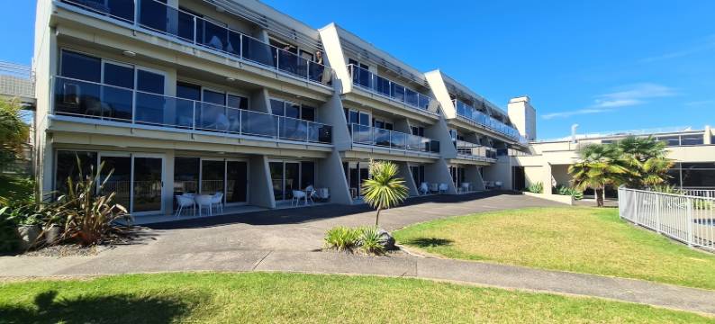 特卡哈海滩酒店(Te Kaha Beach Hotel)图片