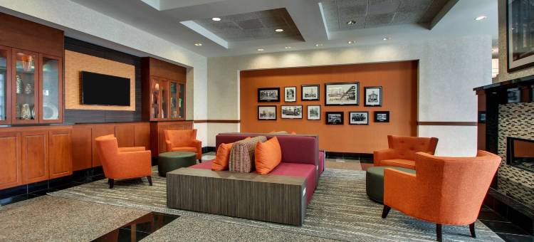 芬德利德鲁里套房酒店(Drury Inn & Suites Findlay)图片