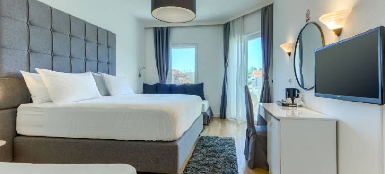 里瓦酒店(Hotel Riva Kaštela with Swimming Pool)图片