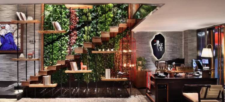 桂林青三舍艺术客栈(象鼻山景区两江四湖店)图片