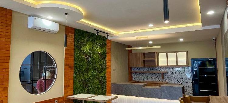 Surya集团幸运酒店(Lucky Hotel Purwodadi)图片