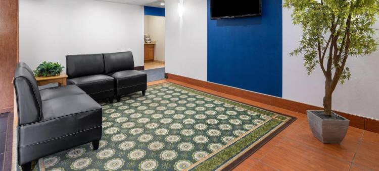 奥尔巴尼机场麦客达酒店(Microtel Inn by Wyndham Albany Airport)图片