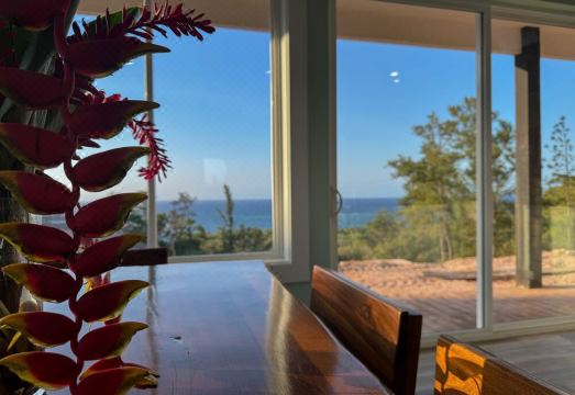 6 Bd, 6 Bth, 2 living rms, huge kitchen, private pool & hot tub, rooftop deck!!! Hotel Overview