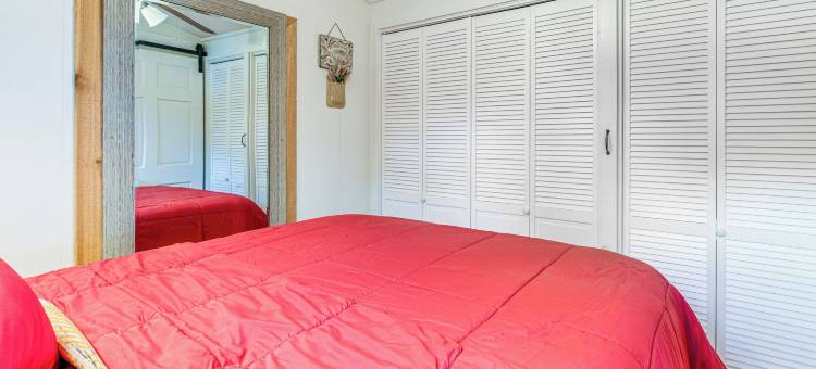 布林森湖畔小屋：月亮背后(Lakefront Cabin in Brinson: Behind the Moon)图片