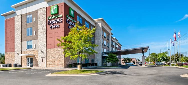 底特律西北智选假日套房酒店-利沃尼亚(Holiday Inn Express & Suites DETROIT NORTHWEST - LIVONIA by IHG)图片
