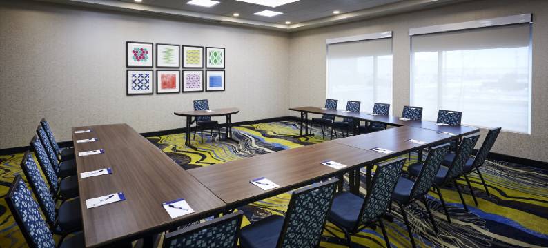 布兰特福德智选假日套房酒店(Holiday Inn Express & Suites BRANTFORD by IHG)图片