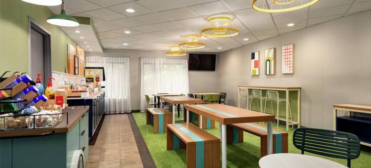 波士顿沃本希尔顿Spark酒店(Spark by Hilton Woburn Boston)图片