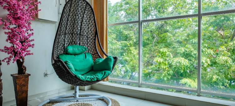 红多兹酒店@泗水邦利马苏迪曼(RedDoorz @ Panglima Sudirman)图片