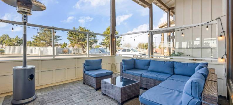 埃奇沃特套房酒店-傲途格精选酒店(Edgewater Inn and Suites, Ascend Hotel Collection)图片