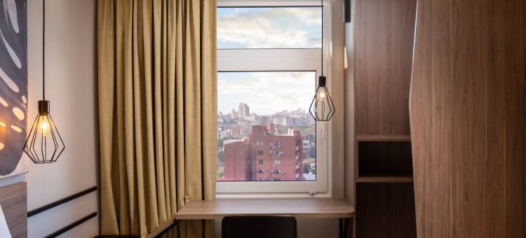 圣克鲁斯德拉谢拉宜必思(Ibis Santa Cruz de la Sierra)图片