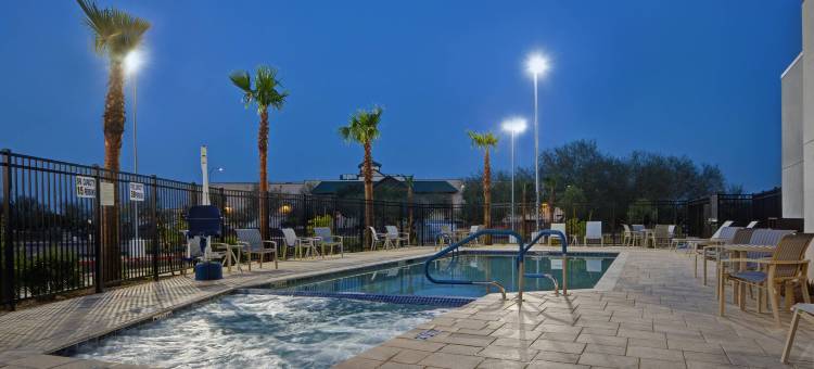 马里奥特凤凰城格兰岱尔运动和娱乐区TownePlace Suites 酒店套房(TownePlace Suites Phoenix Glendale Sports & Entertainment District)图片