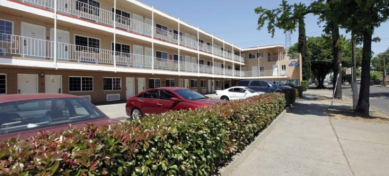 萨克拉门托市中心会议中心首都城市汽车旅馆(Capital City Inn Downtown Convention Center)图片