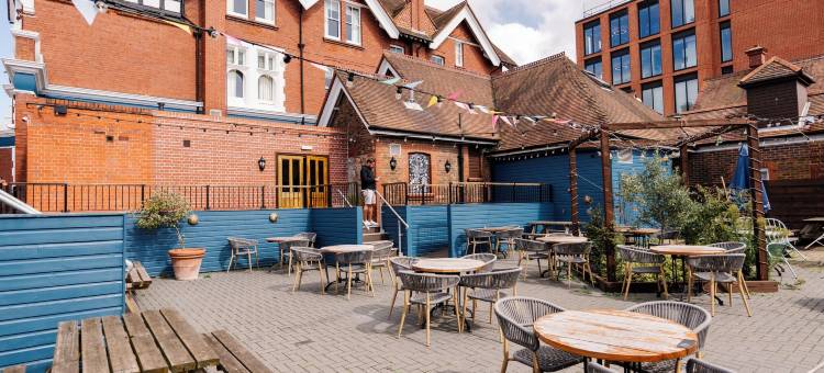 沃辛火车站酒店(The Railway Hotel Worthing)图片