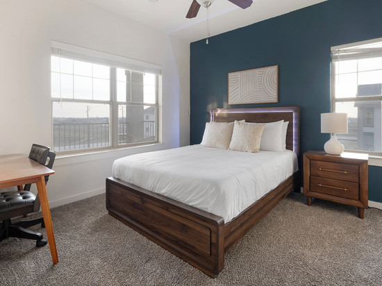 奥斯汀洛克哈特的Landing公寓